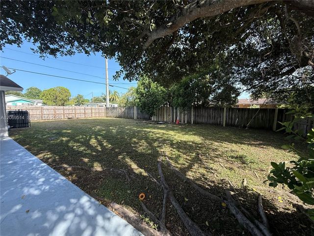 170 NE 174th Street, Miami, FL 33162