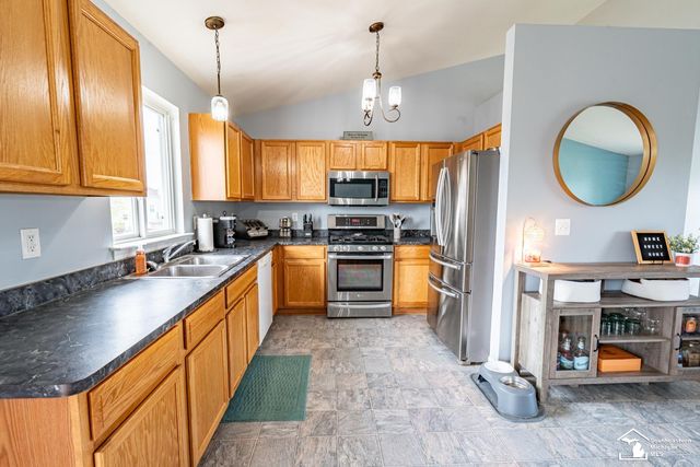 728 Falcon Drive, Dundee, MI 48131