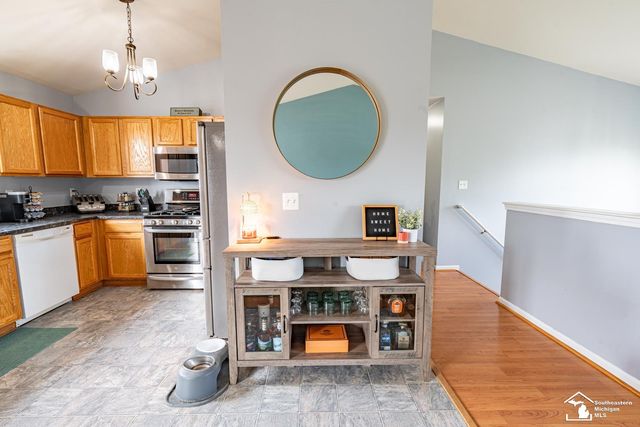 728 Falcon Drive, Dundee, MI 48131