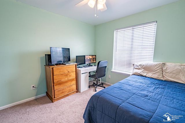 728 Falcon Drive, Dundee, MI 48131