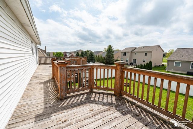 728 Falcon Drive, Dundee, MI 48131
