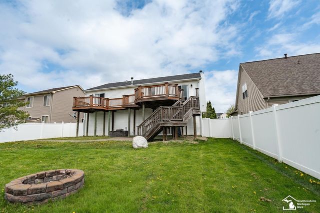 728 Falcon Drive, Dundee, MI 48131