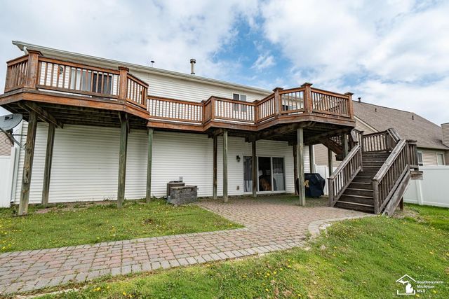 728 Falcon Drive, Dundee, MI 48131