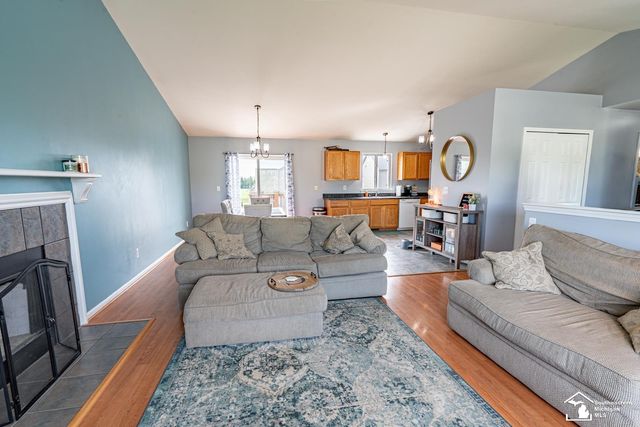 728 Falcon Drive, Dundee, MI 48131