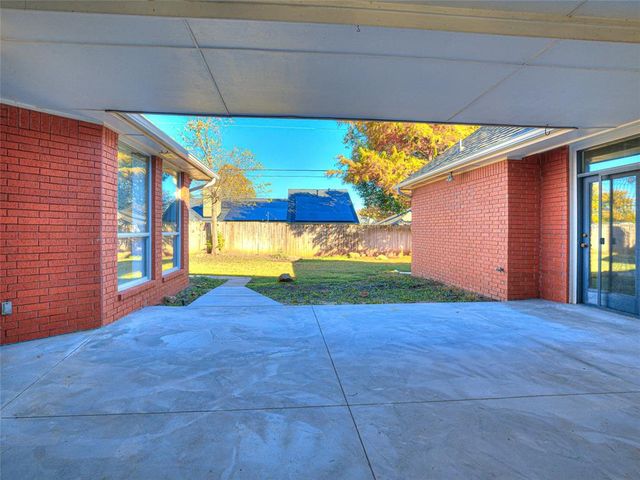 6417 Plum Thicket Road, Oklahoma City, OK 73162