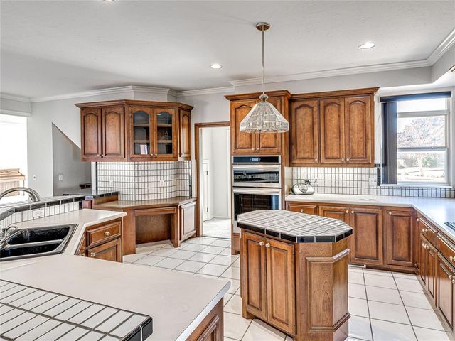 6417 Plum Thicket Road, Oklahoma City, OK 73162