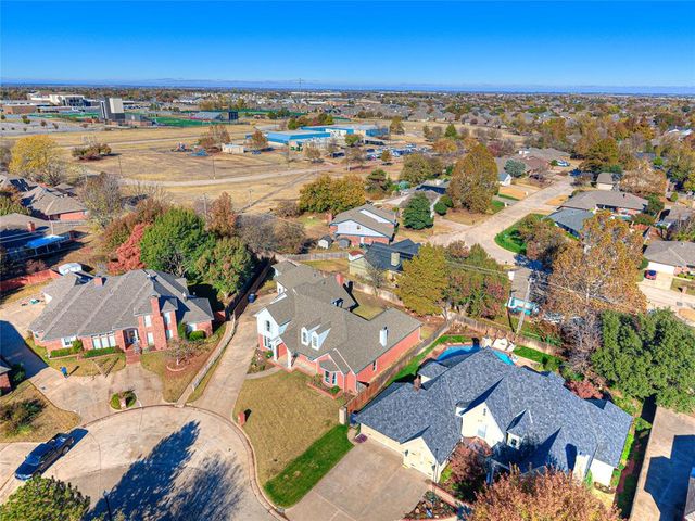 6417 Plum Thicket Road, Oklahoma City, OK 73162