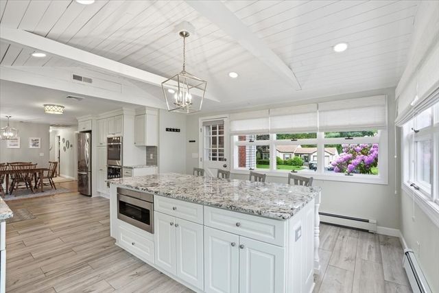 8 Lewis Park Dr S, Walpole, MA 02032