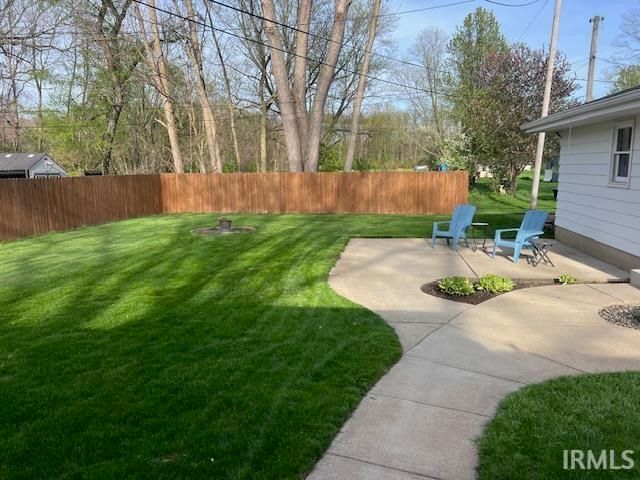 54426 32Nd Street, South Bend, IN 46635