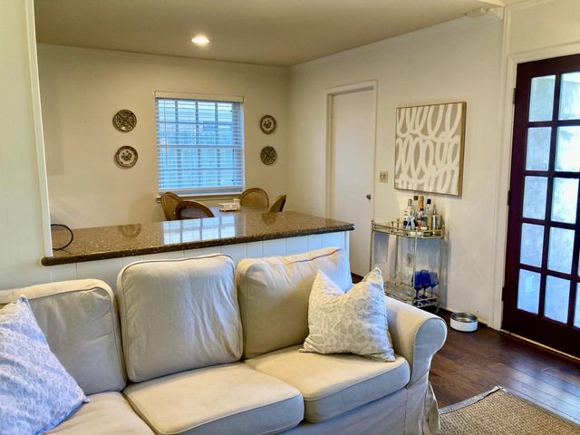 14026 Saint Marys Lane, Houston, TX 77079