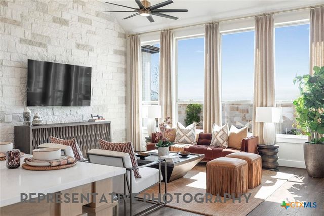 370 Tinctoria Creek Drive, Kyle, TX 78640