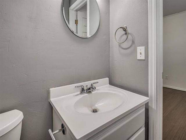 704 Redwood Drive, Noble, OK 73068