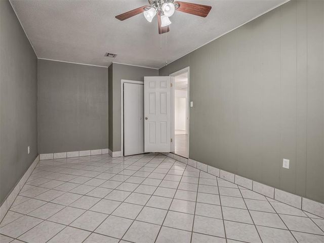 704 Redwood Drive, Noble, OK 73068