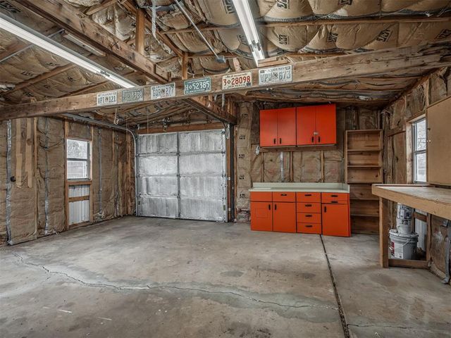 704 Redwood Drive, Noble, OK 73068