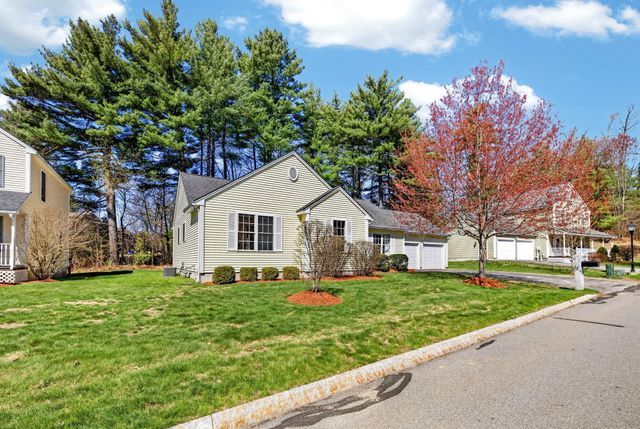 64 Jenna Way, Manchester, NH 03104