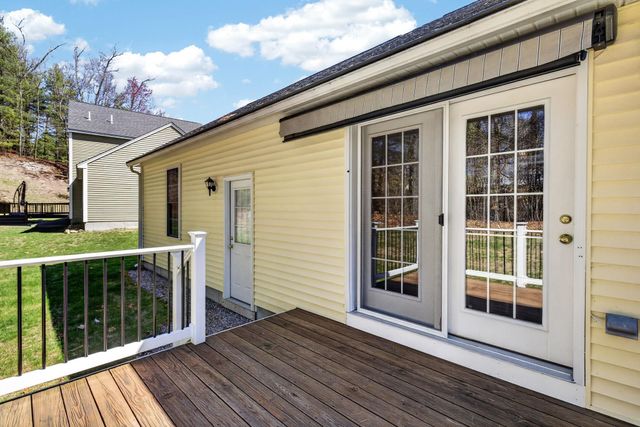 64 Jenna Way, Manchester, NH 03104