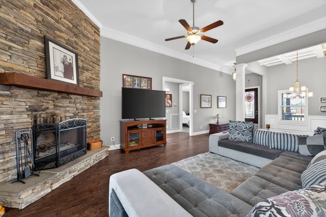 450 Cobblestone Way, Mount Juliet, TN 37122