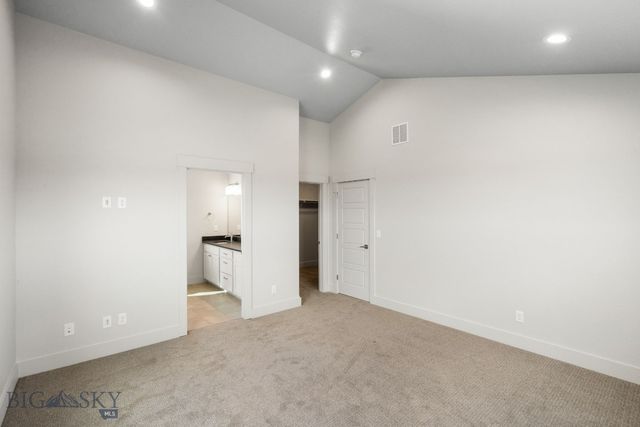 72 Horseshoe Loop, Bozeman, MT 59718