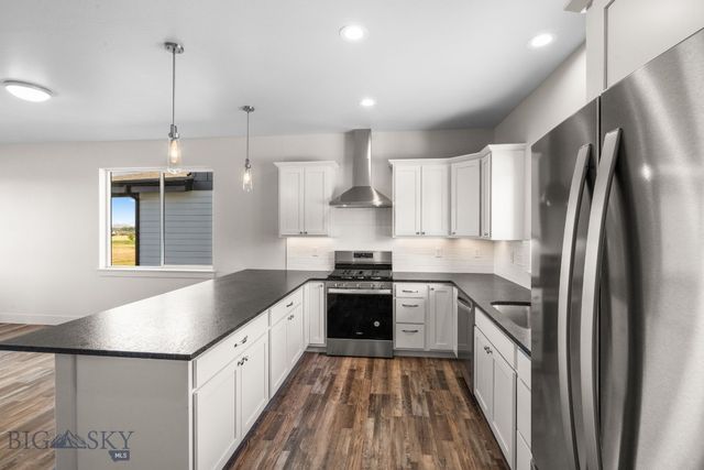 72 Horseshoe Loop, Bozeman, MT 59718