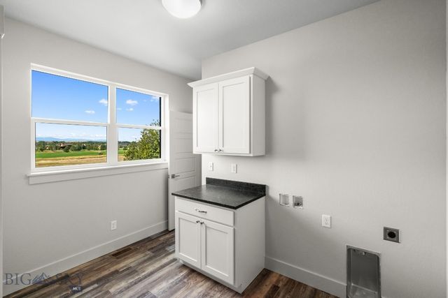 72 Horseshoe Loop, Bozeman, MT 59718