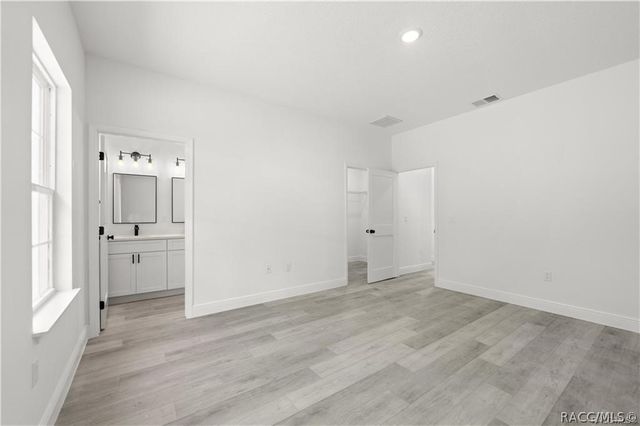 6097 N Darlington Drive, Citrus Springs, FL 34434