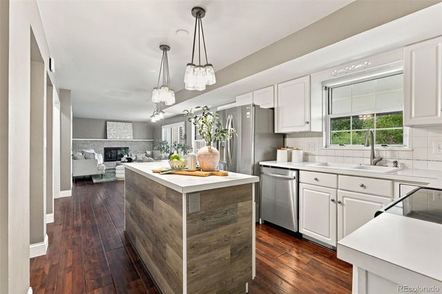 7255 S Ivanhoe Court, Centennial, CO 80112