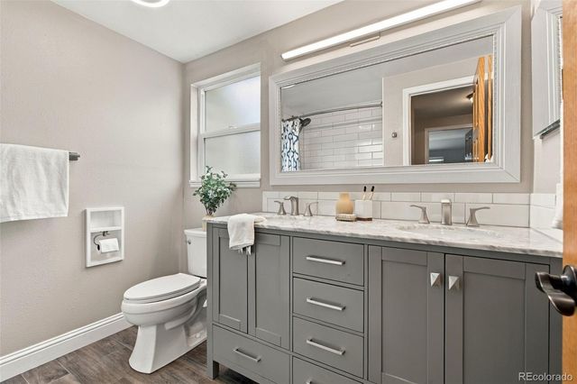 7255 S Ivanhoe Court, Centennial, CO 80112