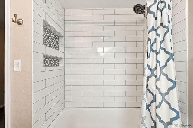 7255 S Ivanhoe Court, Centennial, CO 80112