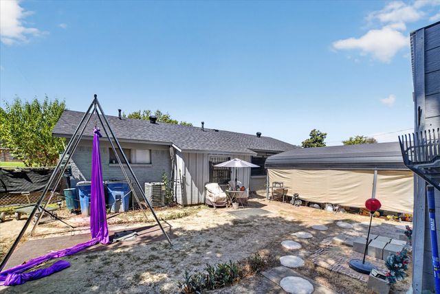 1262 Hidden Valley Drive, Dallas, TX 75241