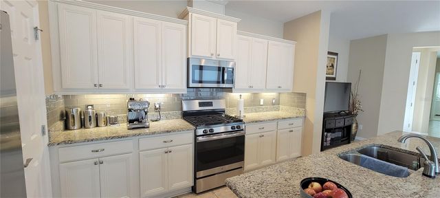 127 BAYOU BEND ROAD, Groveland, FL 34736