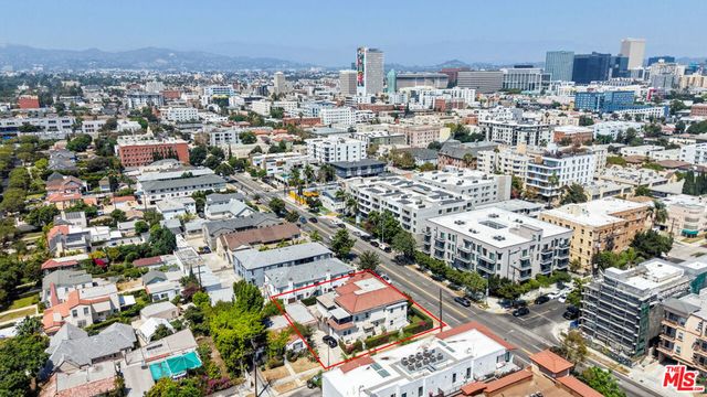 939 S Wilton Place, Los Angeles, CA 90019