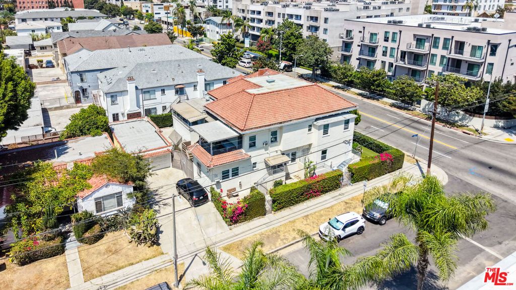 939 S Wilton Place, Los Angeles, CA 90019