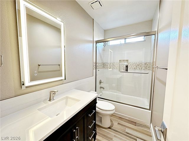 169 Canyon Blue Avenue, Henderson, NV 89011