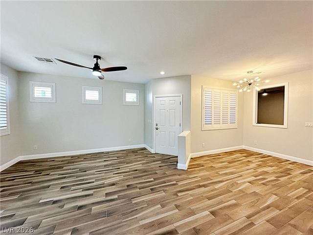 169 Canyon Blue Avenue, Henderson, NV 89011