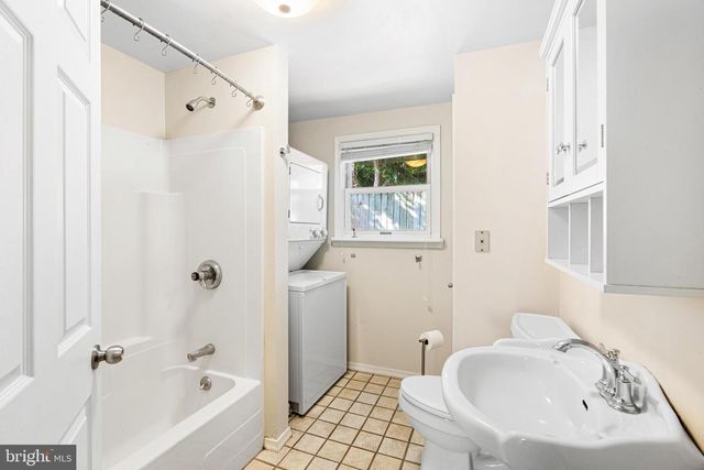 4447 BAKER ST, Philadelphia, PA 19127