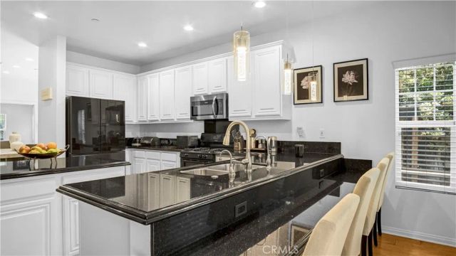 13897 Eldridge, Sylmar, CA 91342