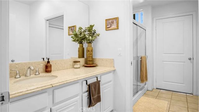 13897 Eldridge, Sylmar, CA 91342