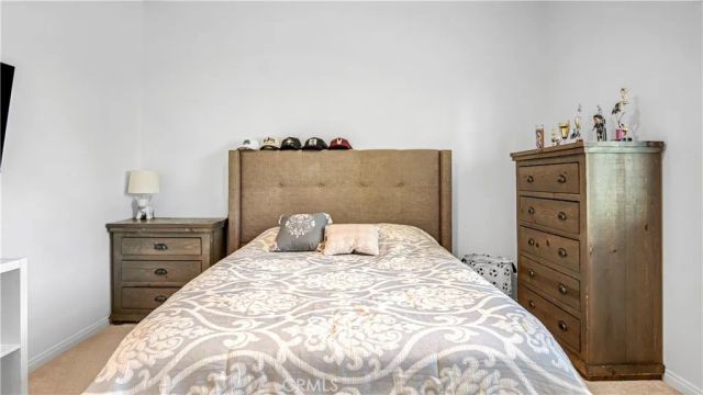 13897 Eldridge, Sylmar, CA 91342