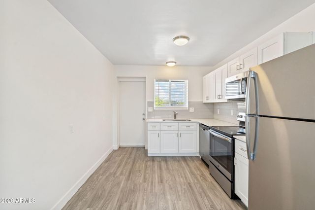 1707 N 18th Street B9, Phoenix, AZ 85006