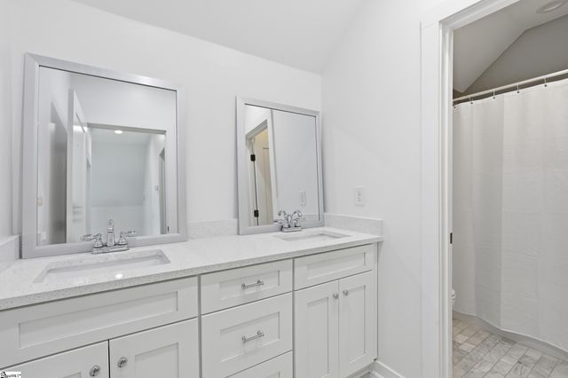 1006 Embassy Drive, Anderson, SC 29621