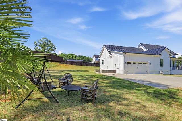 1006 Embassy Drive, Anderson, SC 29621