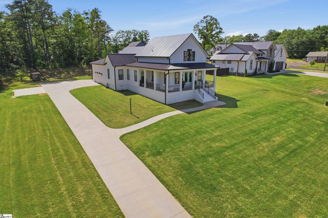 1006 Embassy Drive, Anderson, SC 29621
