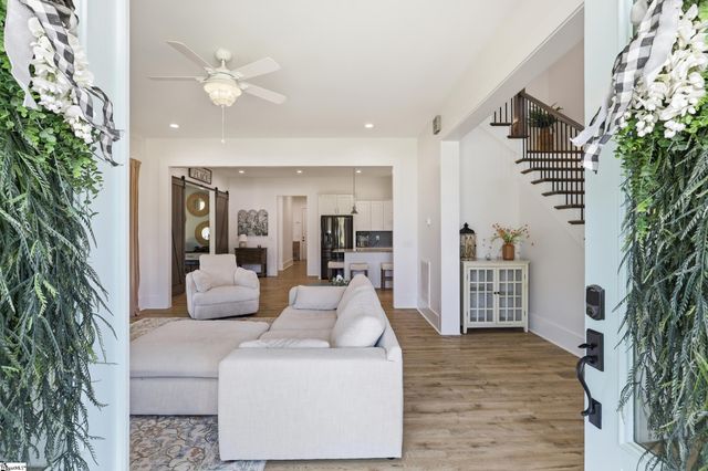 1006 Embassy Drive, Anderson, SC 29621