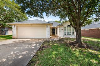 1711 Beaver Pond Court, Bryan, TX 77807