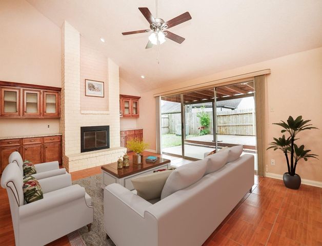 15615 Four Leaf Drive, Houston, TX 77084