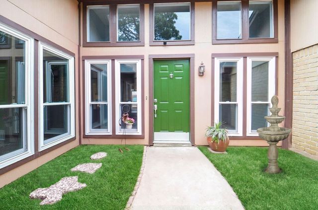 15615 Four Leaf Drive, Houston, TX 77084