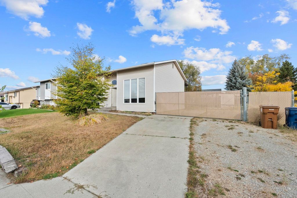 3315 E Garnet Ave, Spokane, WA 99217 photo 2