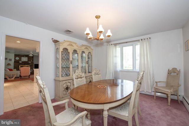 1000 BEECH RD, Wallingford, PA 19086