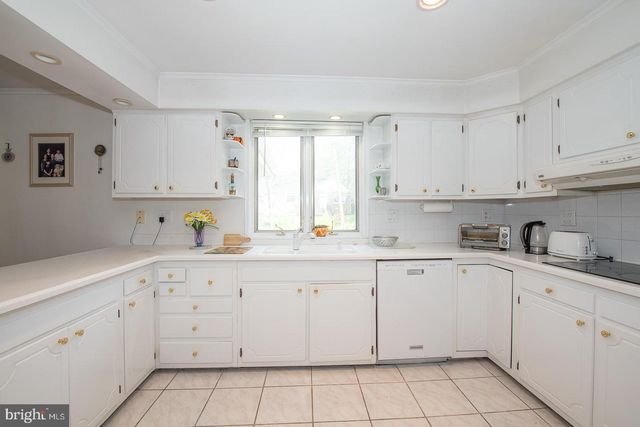 1000 BEECH RD, Wallingford, PA 19086