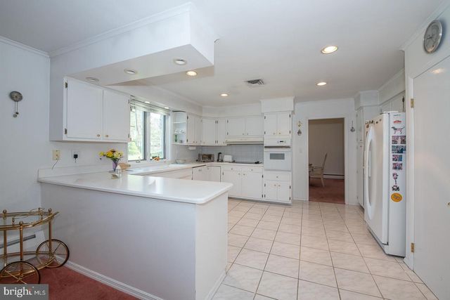 1000 BEECH RD, Wallingford, PA 19086